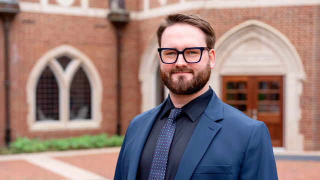 A headshot of Joe Probus.