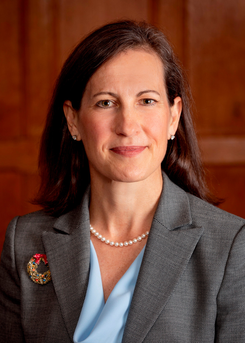 A photo of Teresa Miguel-Stearns.