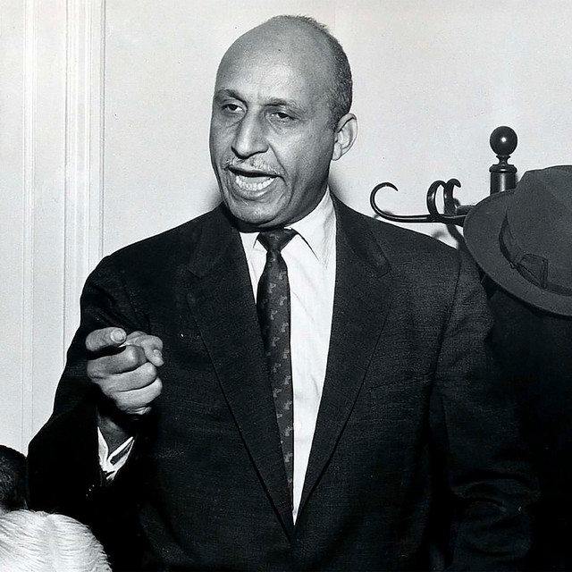 A photo of Oliver Hill.