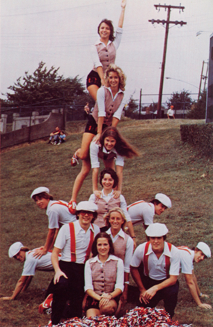 UR cheerleaders from 1978 in a pyramid formation