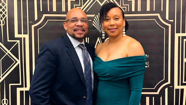    A photo of André Chambers, ’00, and Rasheeda D. Chambers, ’03.