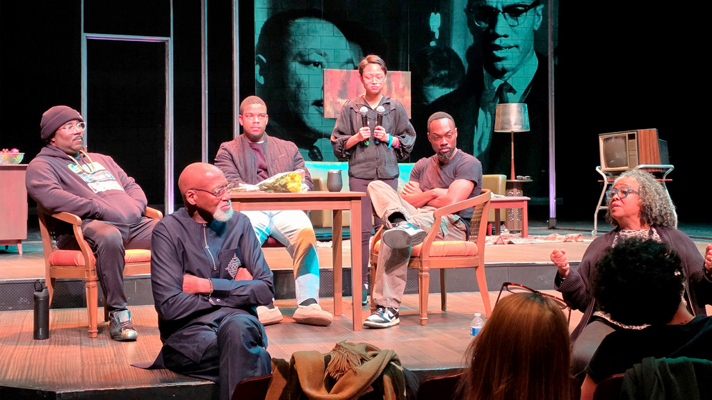 Chuck Mike directs The Meeting at University of Richmond