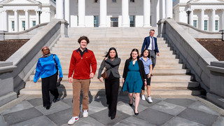 Prof. Tom Shields and his class visit the Virginia State Capitol