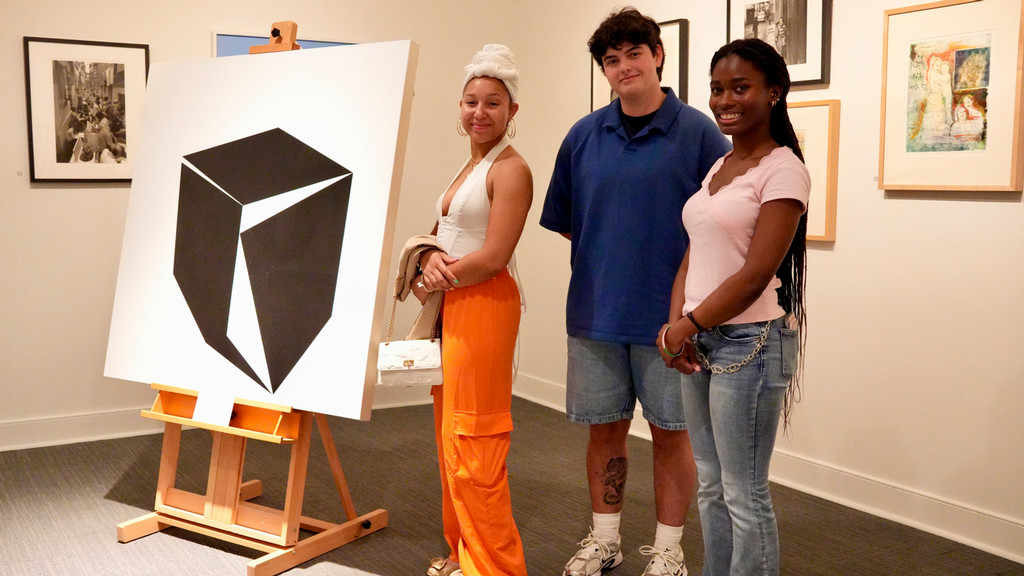 University of Richmond students reveal The Magic Box painting at the Harnett Museum of Art