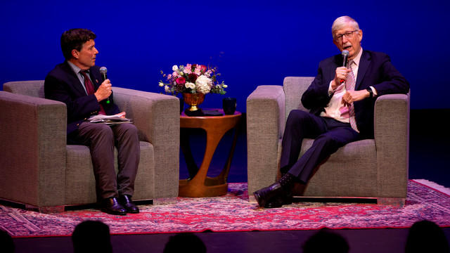 Dr. Rick Mayes speaks with Dr. Francis Collins at the University of Richmond's Weinstein-Rosenthal Forum