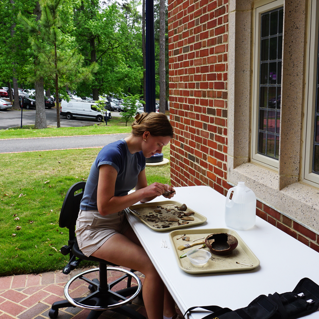 Archaeology student research 