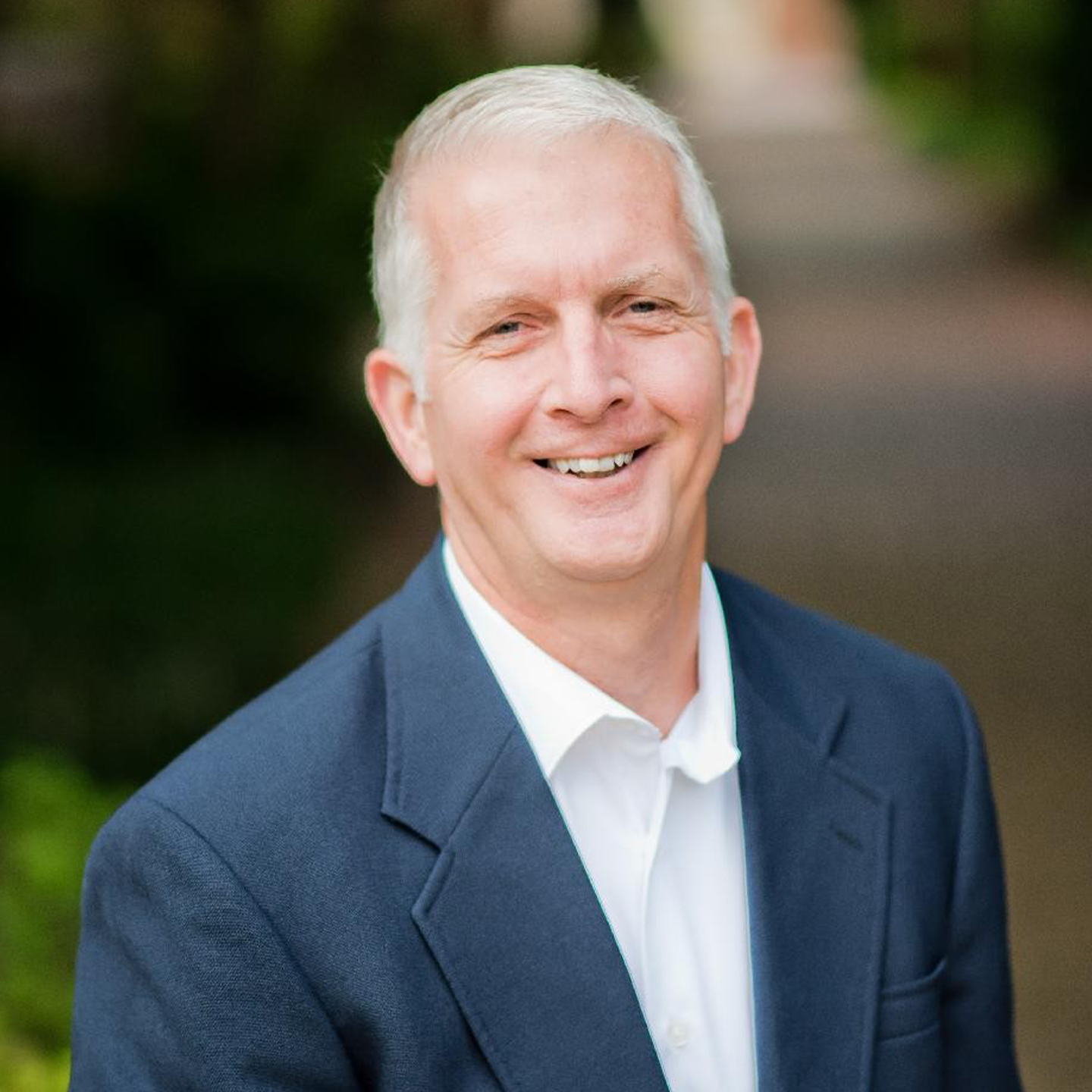 Headshot of Paul Lozo