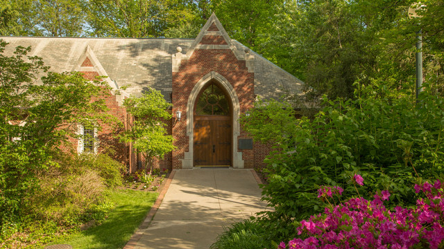 Exterior of Wilton Center at the University of Richmond