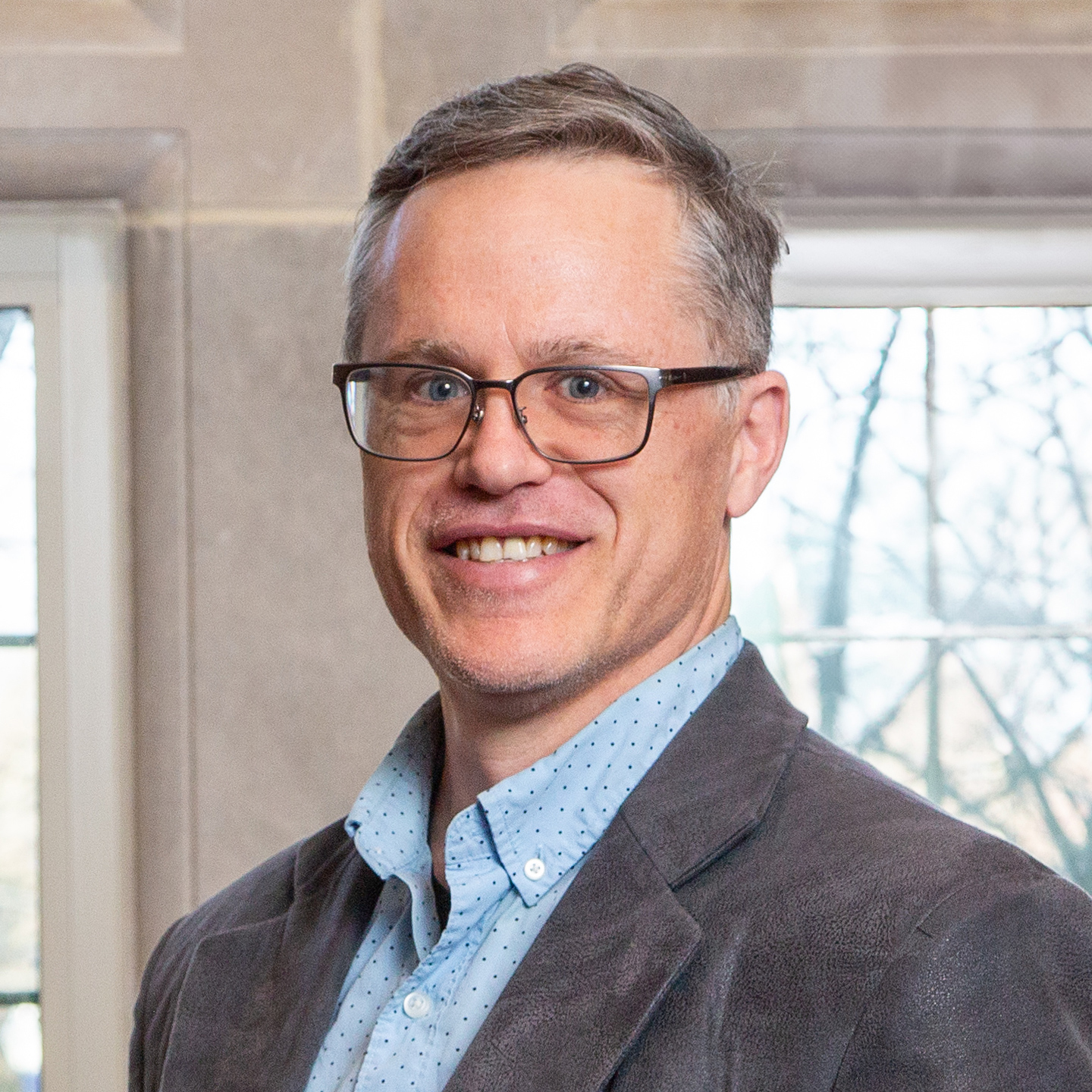 A photograph of professor Christopher von Rueden