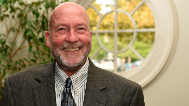 Bruce McKechnie headshot