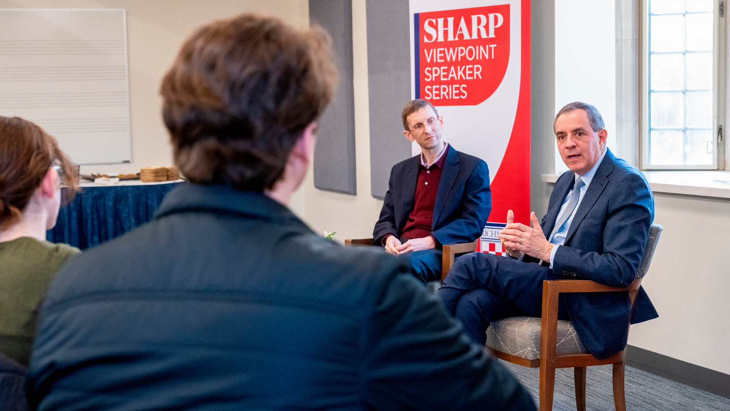 Economists Anton Korinek and David Autor talk with students in an engagement session after the Sharp Viewpoint series discussion.