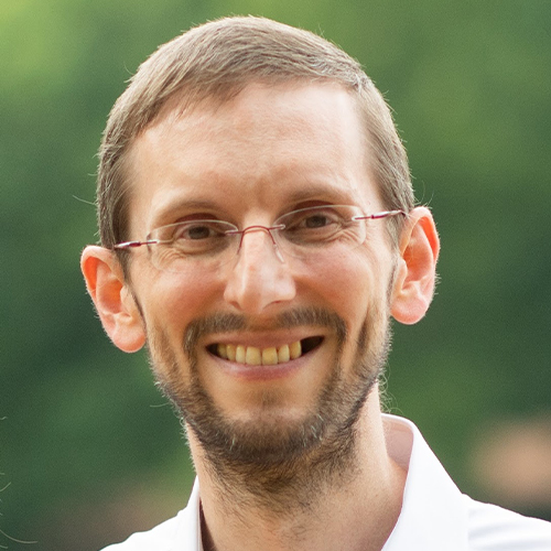 Anton Korinek headshot